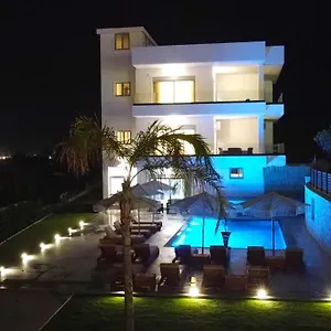 Luxury Jo-an Ksamil